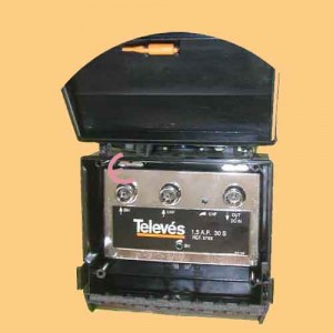 Amplificador 5708